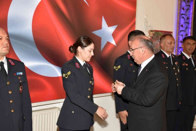Vali Karadeniz, ’Rütbe Terfi Töreni’ne Katıldı