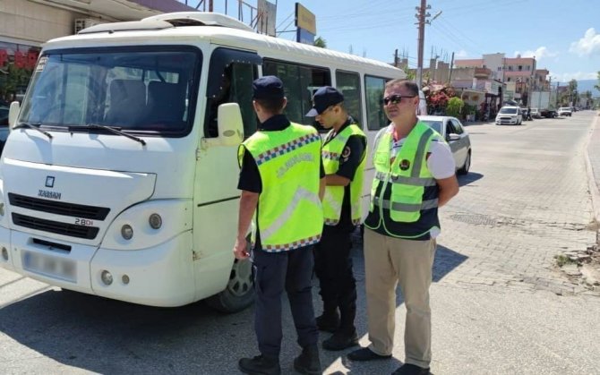 Mersin’de Toplu Taşıma Araçları Denetleniyor