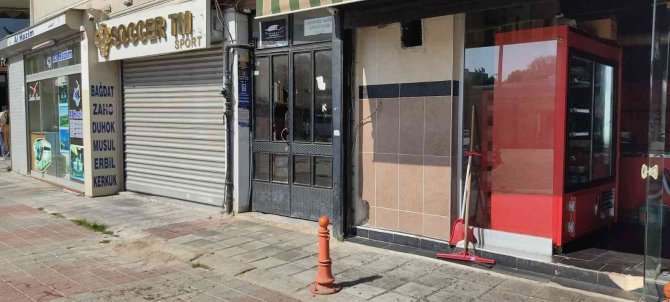 Fatih’te 3 Şüpheli, Husumetlisini Önce Silahla Yaraladı, Ardından Bıçakla Saldırdı