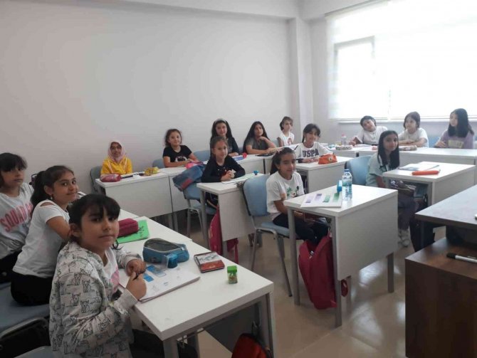 Sincan’da 5 Yeni Gençlik Merkezi