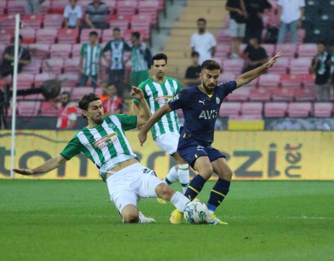 Spor Toto Süper Lig: Konyaspor: 0 - Fenerbahçe: 0 (Maç Devam Ediyor)