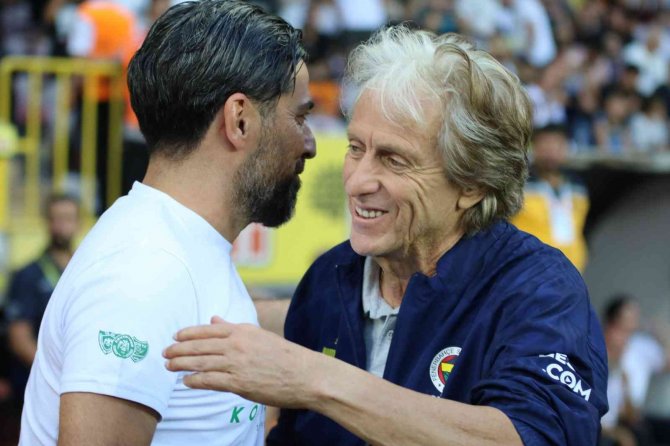 Spor Toto Süper Lig: Konyaspor: 0 - Fenerbahçe: 0 (Maç Devam Ediyor)