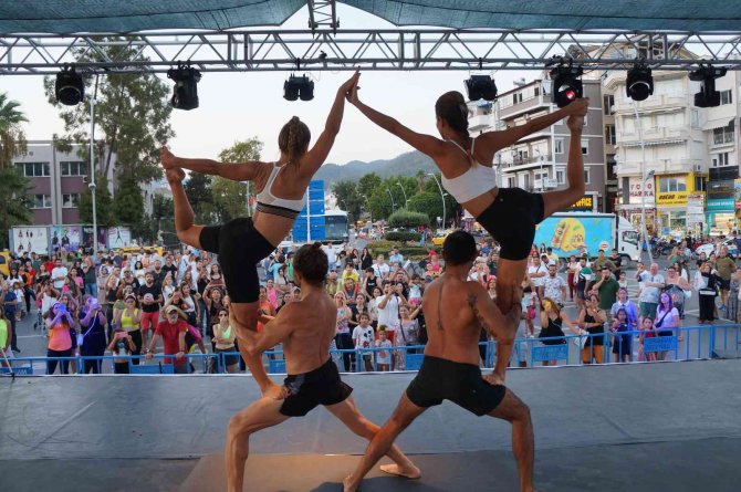 Zumba Tutkunları Marmaris’te Buluştu