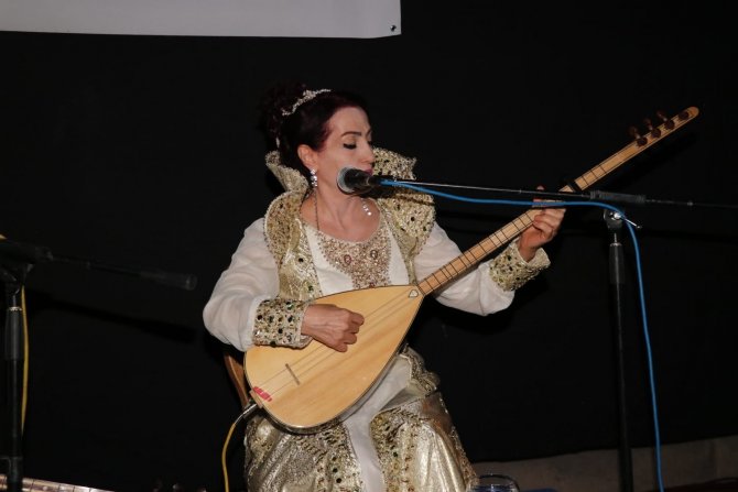 Ahlat’ta Aşıklar Gecesi Düzenlendi