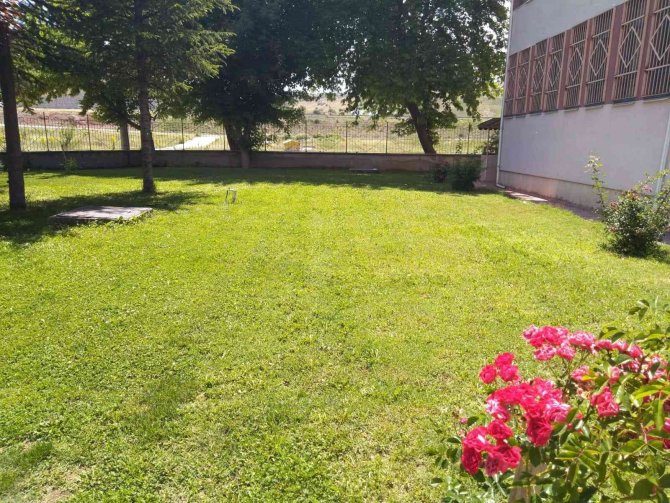 “Bahçem Nefesim” Projesi İle Okul Bahçeleri Güzelleşiyor