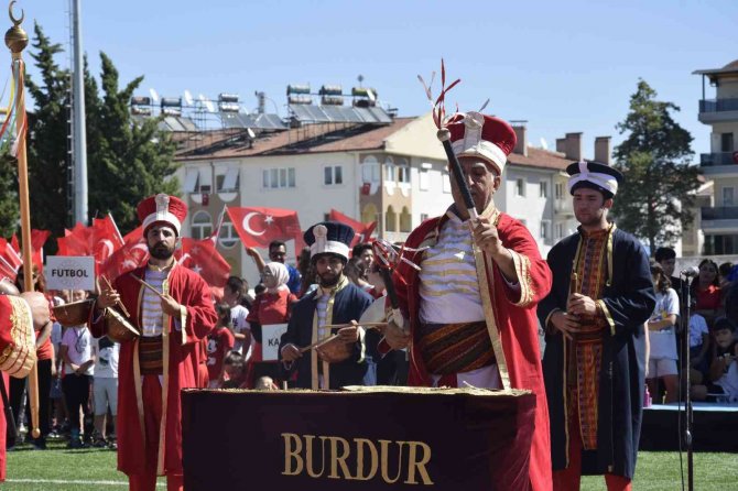 Burdur’da 30 Ağustos Zafer Bayramı Törenlerle Kutlandı.