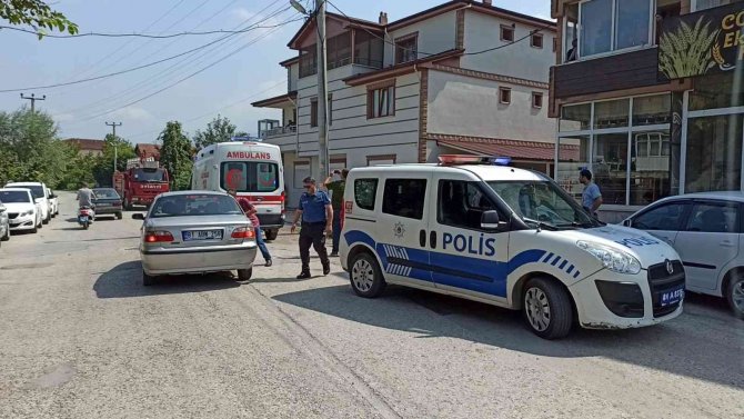 Asansör Zemine Çakıldı: 1 Yaralı