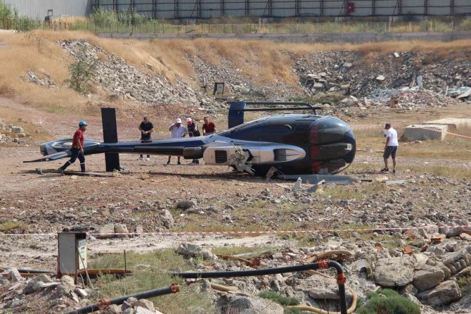 İ̇zmirli İş Adamının Helikopteri Yan Yattı: 2 Yaralı