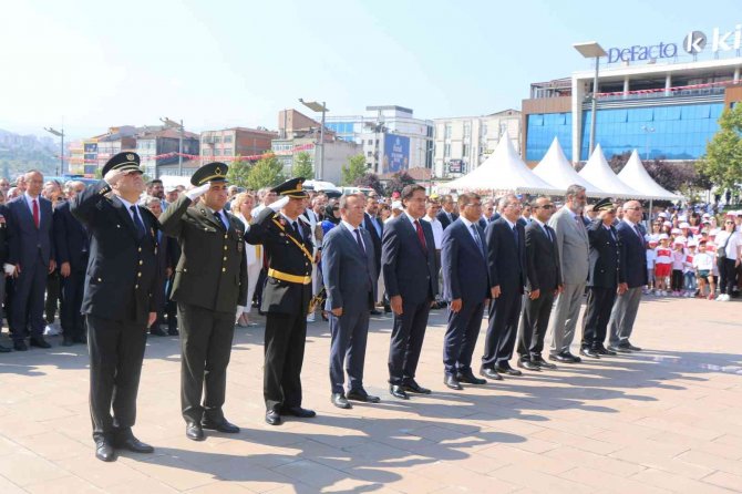 30 Ağustos Zafer Bayramı Karabük’te Çeşitli Etkinliklerle Kutlandı