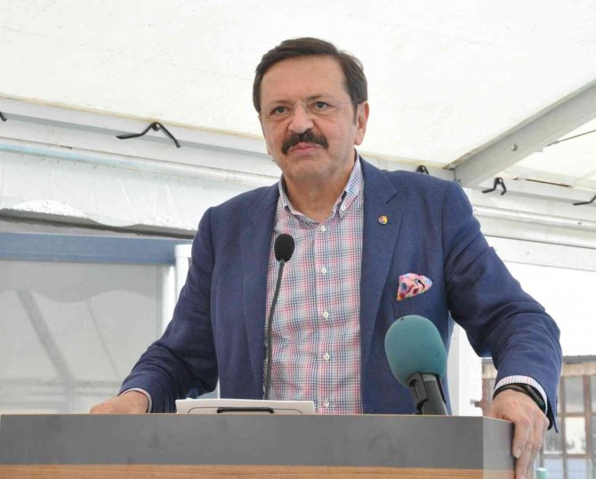 Eğitim Merkezi Açılışına Katılan Hisarcıklıoğlu Karacabey’de Okul Sözü Verdi