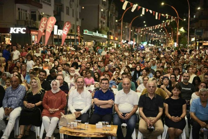 Kepez’in 6. Uluslararası Folklor Festivali’ne Muhteşem Gala