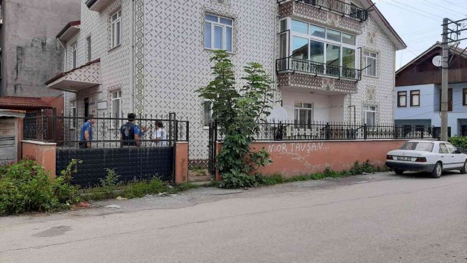Kendisinden Haber Alınamayan 70 Yaşındaki Adam Evinde Ölü Bulundu