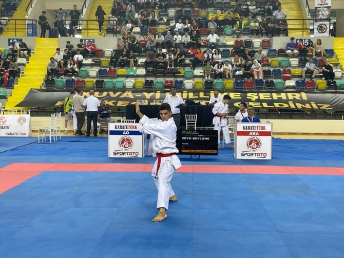 Türkiye Karate Milli Takım Seçmeleri Balıkesir’de Başladı