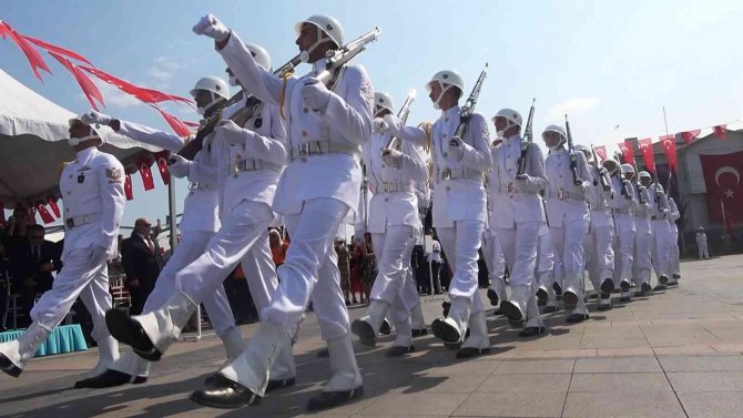 Yalova’da Zafer Bayramı Coşkusu