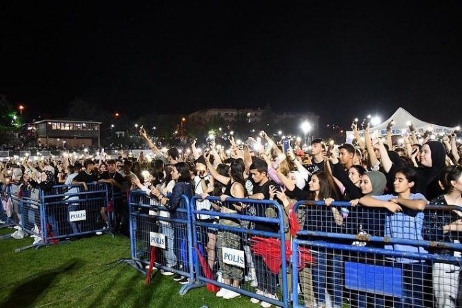 Kestel’de Zafer Bayramı Coşkusu ‘Yüksek Sadakat’ İle Yaşandı