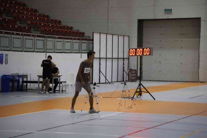 50 Kişilik Kontenjana, 1958 Öğrenci Başvurdu