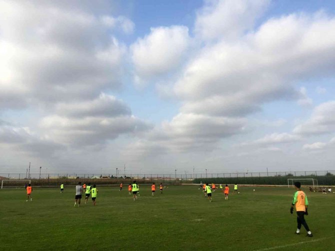 Adana’da Futbolcu Fabrikası