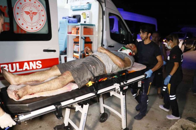 Hırsızlık İçin Çıktığı Evin Damından Düştü
