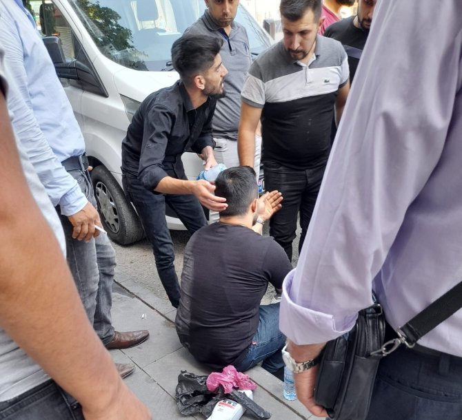 Otomobil İle Motosiklet Çarpıştı: 1 Yaralı