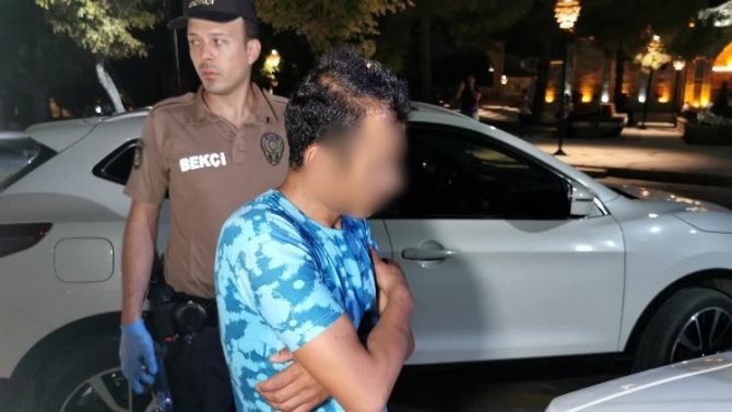 Uyuşturucuyla Yakalandı, “Satmıyorum, İçiyorum” Diye Kendini Savundu