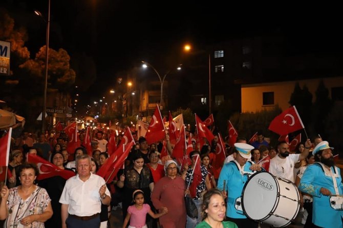 Alaşehir’de Üzüm Festivali Zafer Yürüyüşü İle Başladı