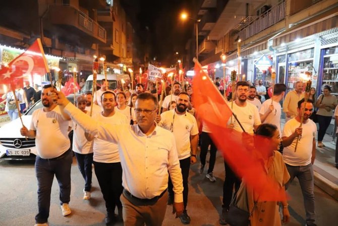 Alaşehir’de Üzüm Festivali Zafer Yürüyüşü İle Başladı