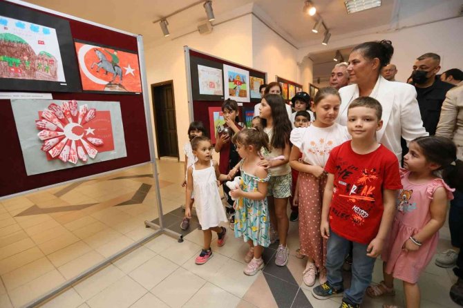 Başkan Çerçioğlu, “Zafer Bayramı” Temalı Serginin Açılışını Yaptı