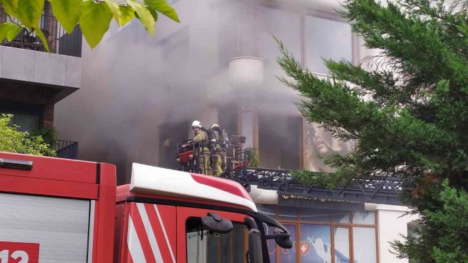 Bakırköy’de Güzellik Merkezi Alev Alev Yandı