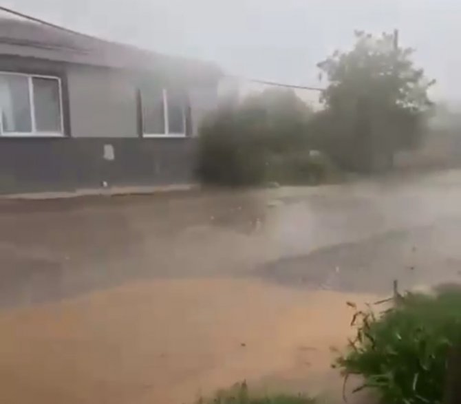 Gönen’de Dolu Yağışı