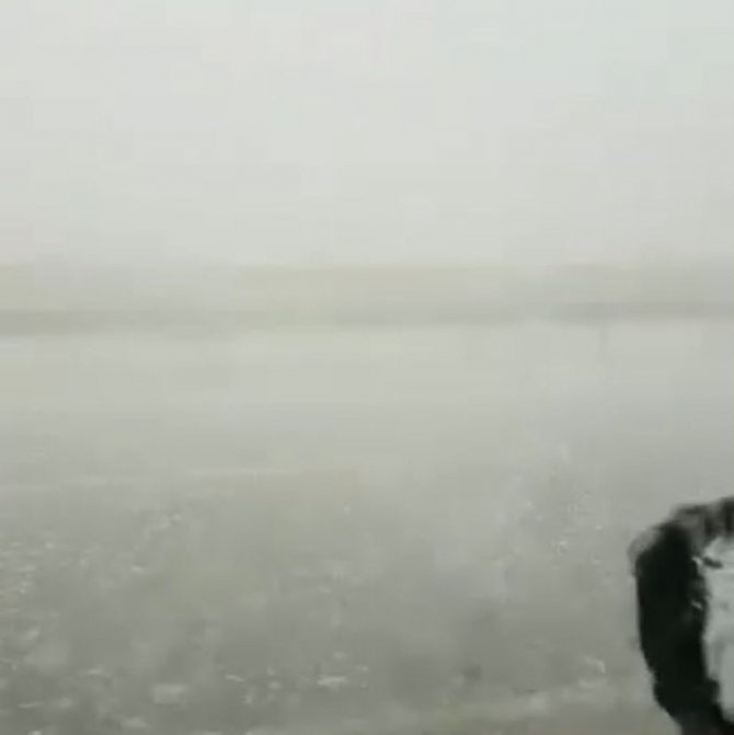 Bandırma-bursa Otoyolu Dolu Yağışı Nedeniyle Durma Noktasına Geldi