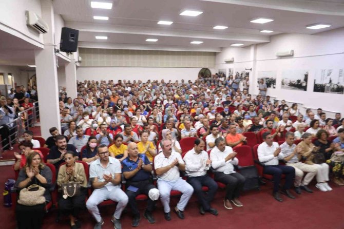 Burhaniye’de Belediye İ̇şçilerine Rekor Zam