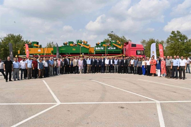 Büyükşehirden Üreticilere Tohum Temizleme Makinesi Desteği