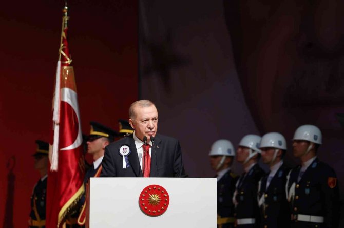 Erdoğan: “Ege’de Her Fırsatta Tacizleri Ve Terbiyesizlikleriyle Huzursuzluk Çıkartanların Sadece Maşa Olduğunu Biliyoruz”