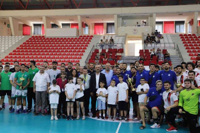 2. Ulusal Yunus Emre Hentbol Turnuvası Sona Erdi