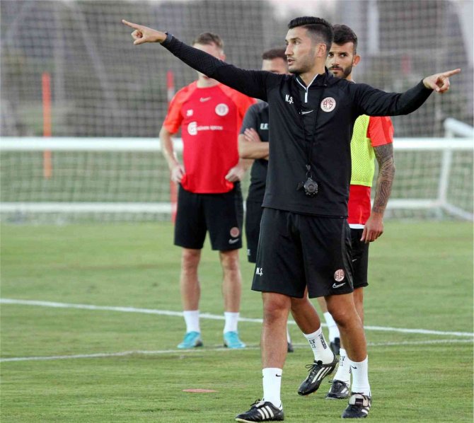 Antalyaspor’da Ndao, Kasımpaşa Maçında Forma Giyemeyecek