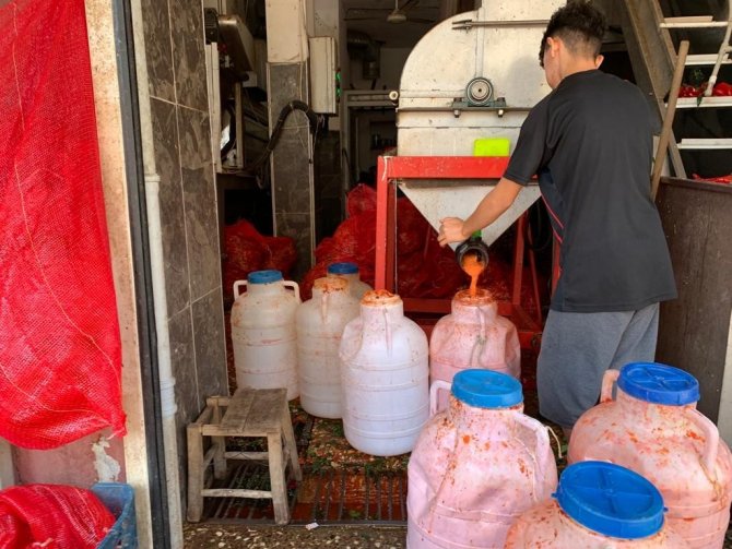 İ̇şletmelerin Salça Mesaisi Başladı