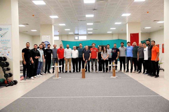 Geleneksel Okçuluk Ve Bowling Disiplinlerinde ’Zafer Turnuvası’ Düzenlendi