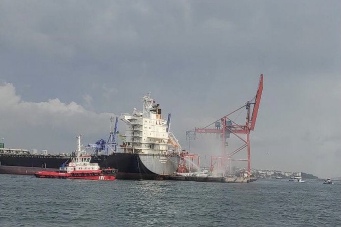 Haydarpaşa Limanı’nda Konteyner Yangını