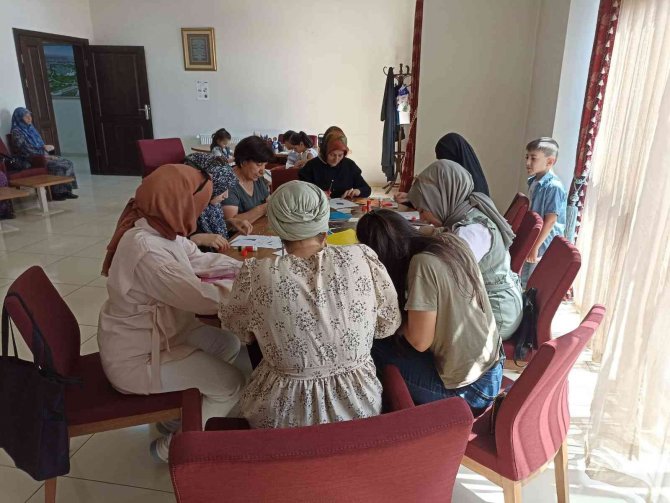 Sincanlı Kadınlar Mozaik Sanatını Öğrendi