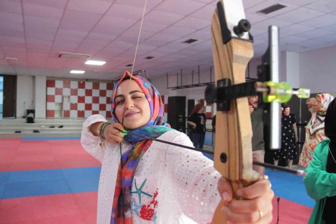 Okçuluk, Ev Hanımlarının Da Vazgeçilmezi Oldu