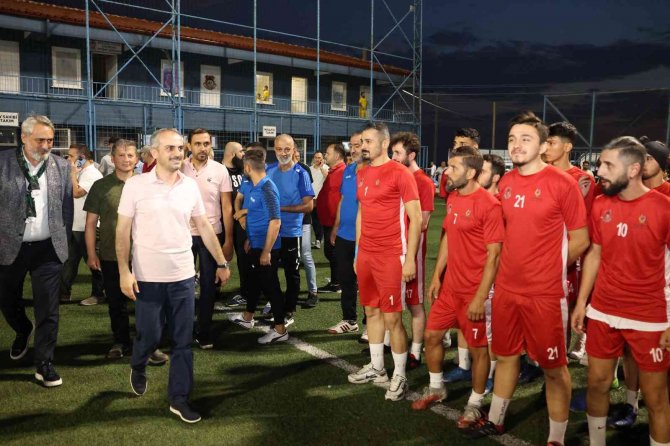 Amatör Spor Kulüplerine 20 Farklı Ürün Desteği