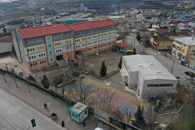 Eğitime 10 Milyonluk Destek