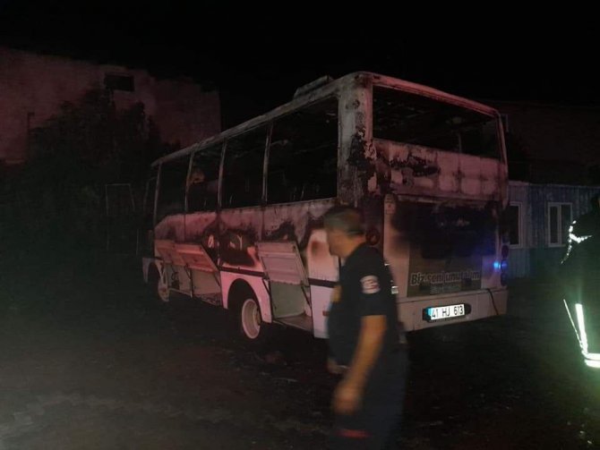 Takım Otobüsü Alevlere Teslim Oldu