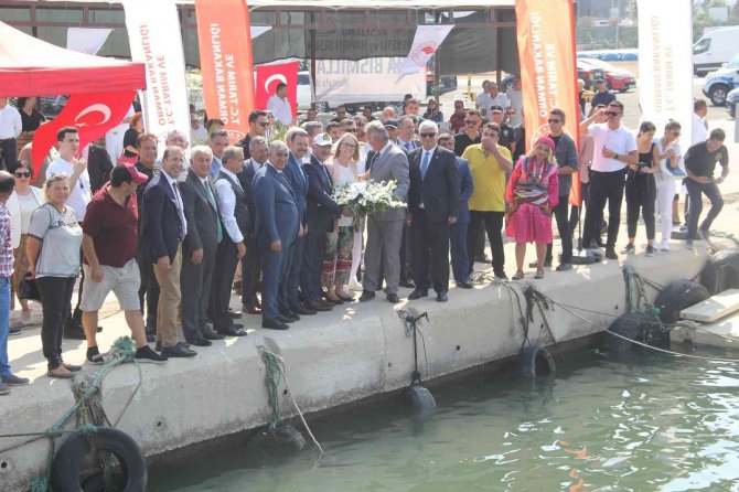 İ̇zmirli Balıkçılar “Vira Bismillah” Dedi