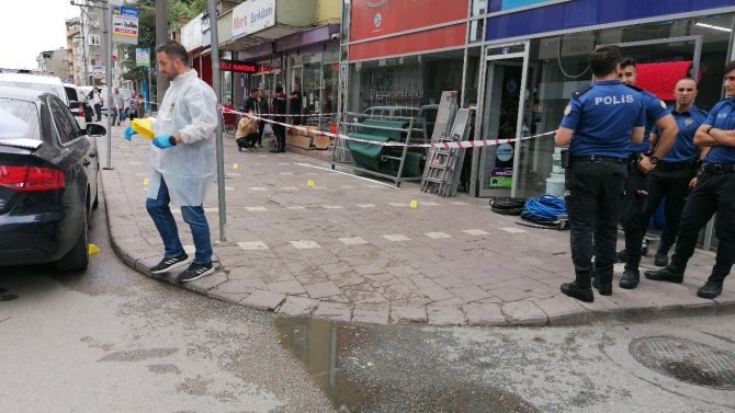 Silahlı Saldırıya Uğradı, Soğukkanlılığıyla Dikkat Çekti