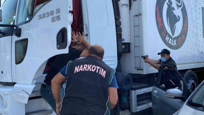 Et Tırından Esrar Çıktı...film Gibi Operasyon