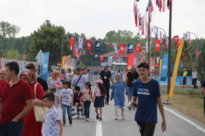 Teknofest’in İkinci Gününde De Yoğun Kalabalık