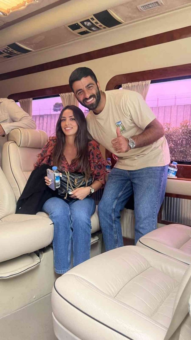 Trabzonspor’un Yeni Transferi Umut Bozok Kente Geldi
