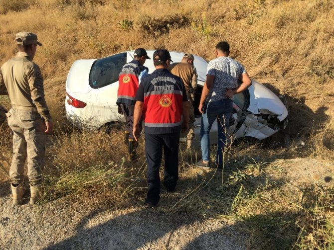 Gevaş’ta Trafik Kazası: 3 Yaralı