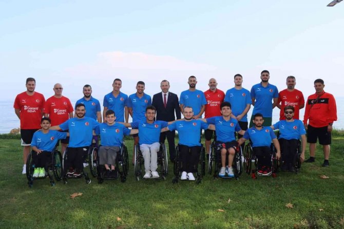 Tutuk, Milli Sporculara Başarılar Diledi
